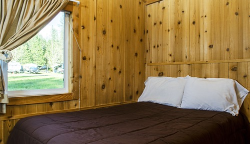 Cabin, 1 Bedroom, Non Smoking (Linens Included)