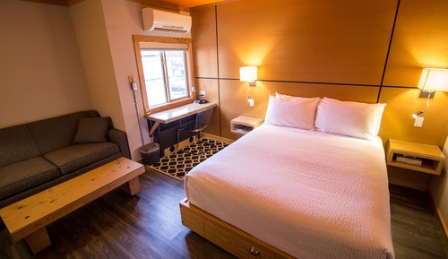 Deluxe Room, 1 Queen Bed with Sofa bed
