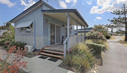 Deluxe Cabin - Sleeps 2