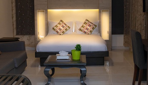 Junior Room, 1 Queen Bed, City View