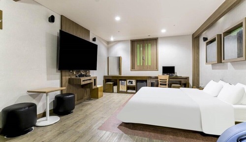 Suite Double Room