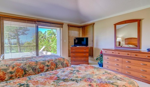 Condo, 2 Bedrooms, Ocean View (KGV-24P7)