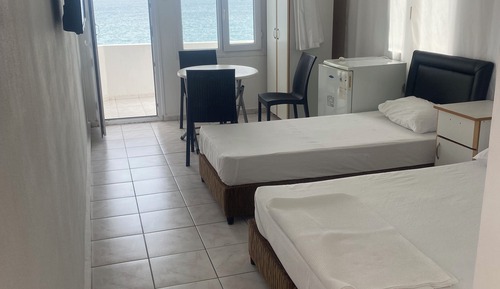 Comfort Triple Room