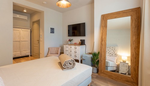 Basic Double Room