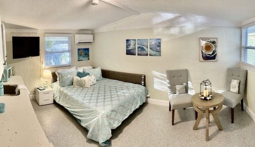Deluxe Studio