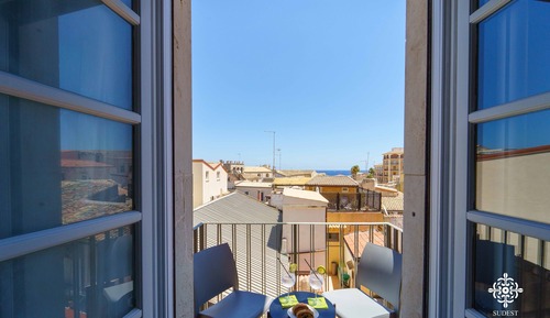 Panoramic Apartment, 1 Queen Bed, Balcony, City View