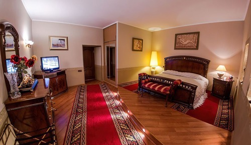Luxury Apartment