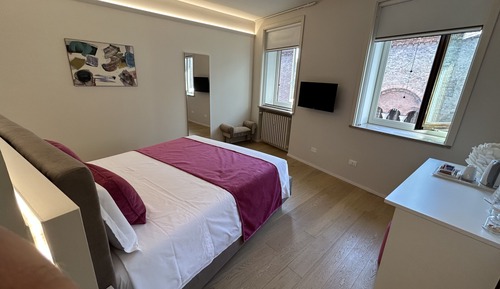 Superior Double Room, 1 Bedroom, Private Bathroom, City View