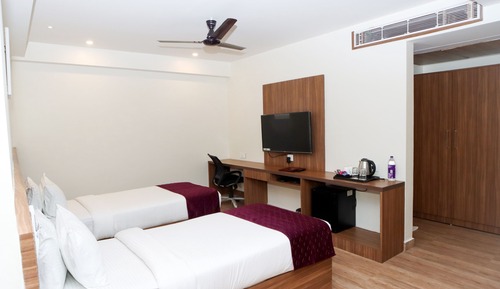 Premium Room, 1 King Bed