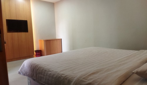 Deluxe Studio Suite