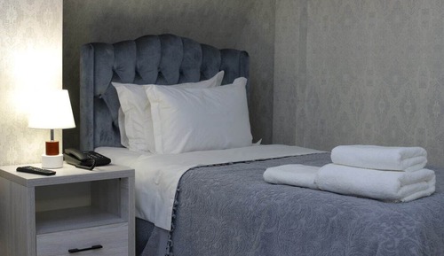 Deluxe Single Room