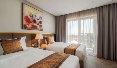 Deluxe Double or Twin Room