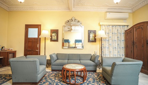 Classic Room