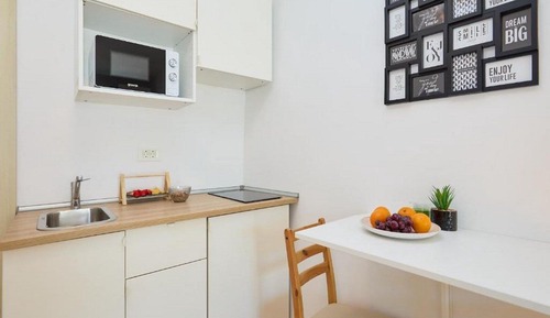 Studio (Studio Apartment with Terrace)