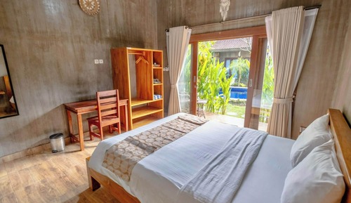 Standard Double Room, 1 Double Bed, Non Smoking, Pool View