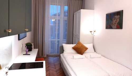 APARTAMENT 6C