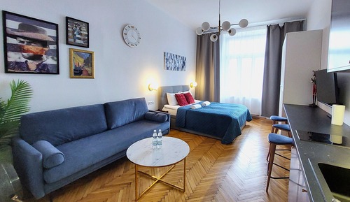 APARTAMENT 4B