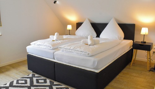 Family Condo, 1 Queen Bed with Sofa bed