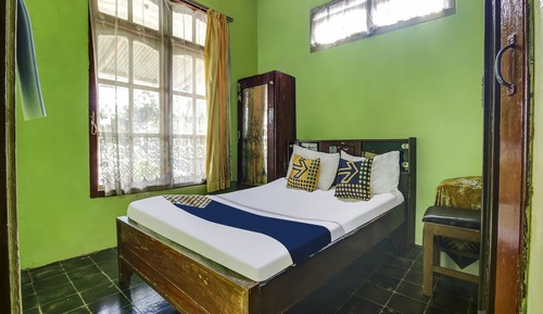 Economy Double Room
