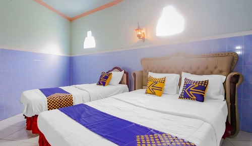 Economy Twin Room