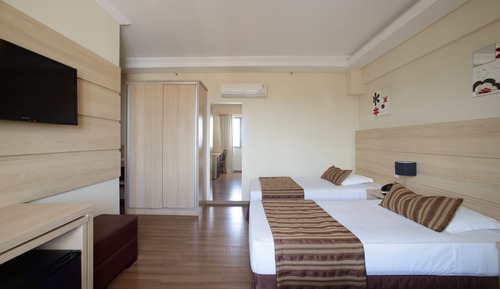 Superior Room, 3 Twin Beds