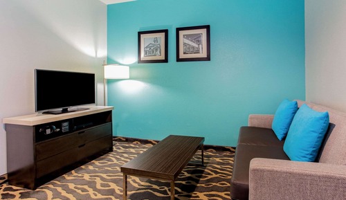 Studio Suite, 1 King Bed, Non Smoking