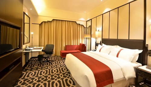 Standard Room, 1 King Bed (High Floor)