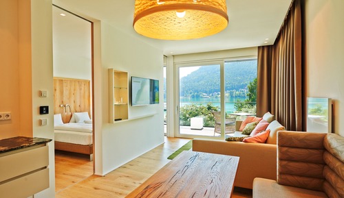 Panoramic Suite, 2 Bedrooms, Balcony, Lake View