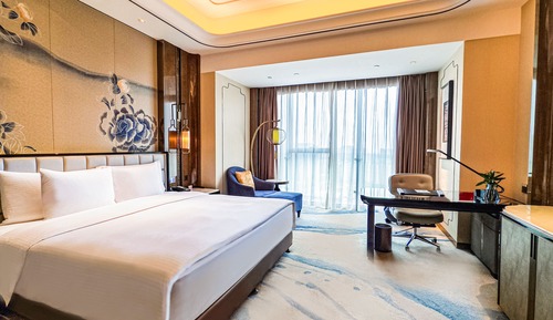 Standard Double Room, 1 King Bed, City View