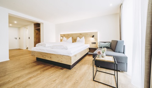 Double Room, Balcony