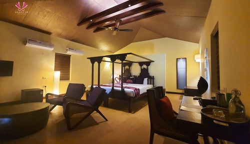 Prana Jacuzzi Cottage