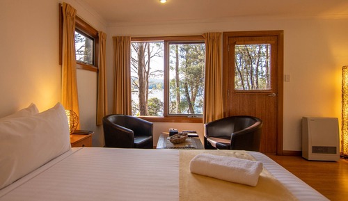 Guest Room Studio - Lakeside