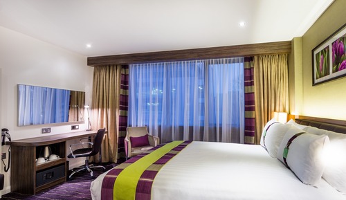 Standard Room, 1 Queen Bed