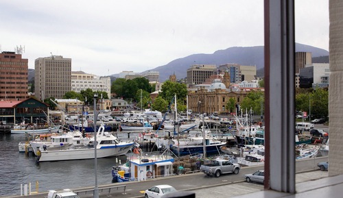 Two Bedroom Harbourside Apartment - Hunter St
