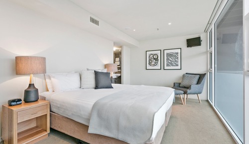 Two Bedroom Penthouse - IXL Apartments