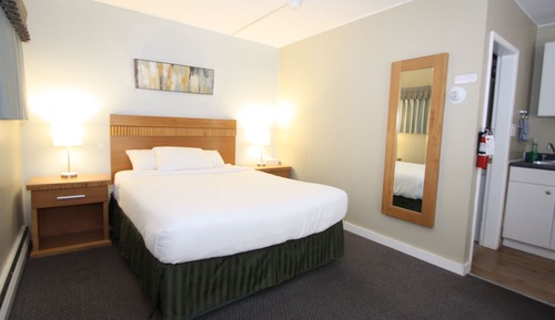 Romantic Studio Suite