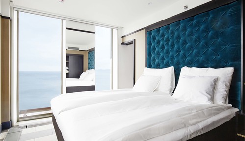 Grand Suite, Lake View (Vox)