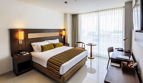 Standard Room, 1 King Bed