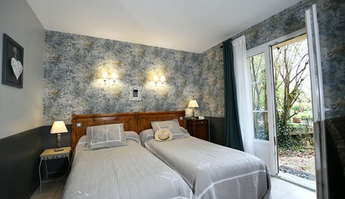 Exclusive Room