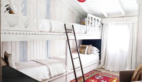 Room (La Cabaña)
