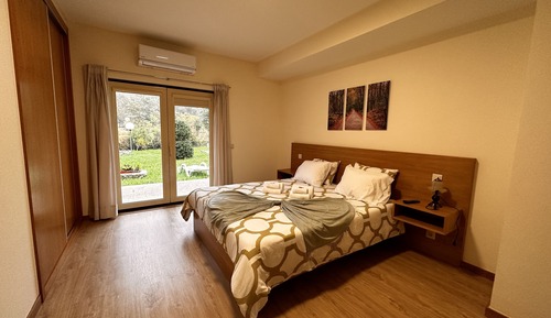 Standard Double Room, Garden View