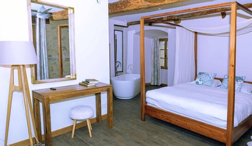 Apartment (4)