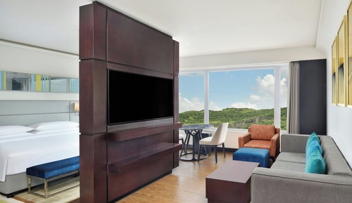 Junior Suite, 1 King Bed