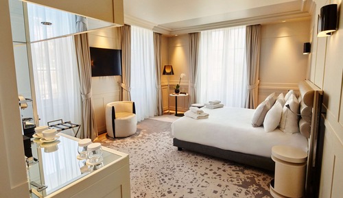 Deluxe Room, 1 Double Bed, Terrace