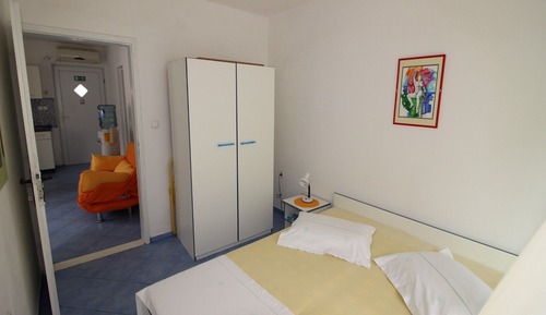 Apartment (Two Bedroom Apartment with Terrace)