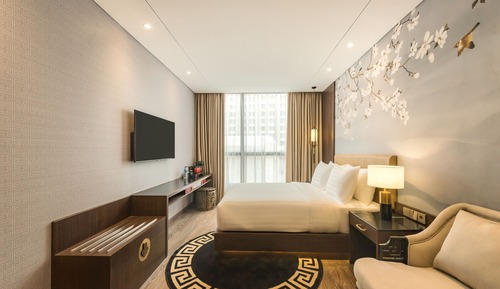 Executive Queen Room