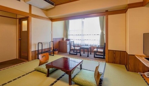 Economy Japanese-Style Room with 8 Tatami Mats - Shared Bathroom - Non-Smoking