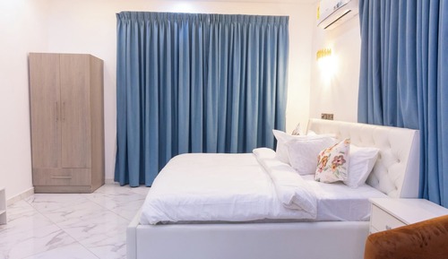 Panoramic Studio, 1 Queen Bed