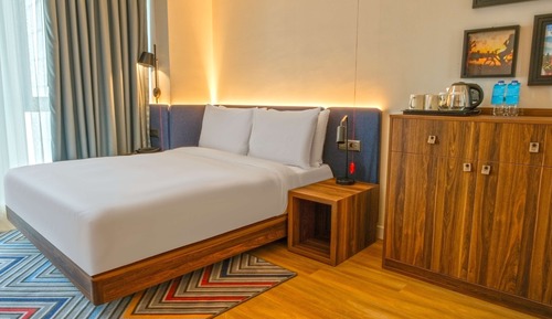 Room, 1 Queen Bed with Sofa bed, Smoking