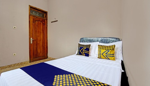 Economy Double Room